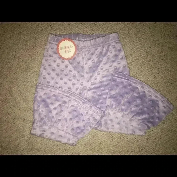 SOUTHERN TOTS MINKY RUFFLE PANTS SIZE 2T - Picture 1 of 6